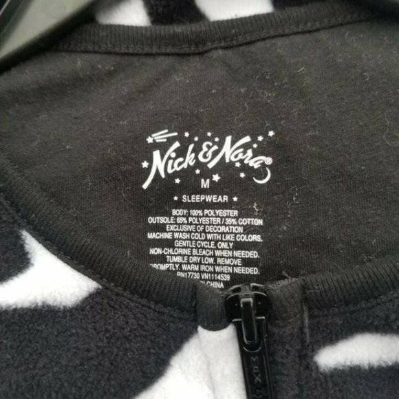 Nick and Nora Zebra Sleeper Footed Pajamas M - Picture 4 of 5